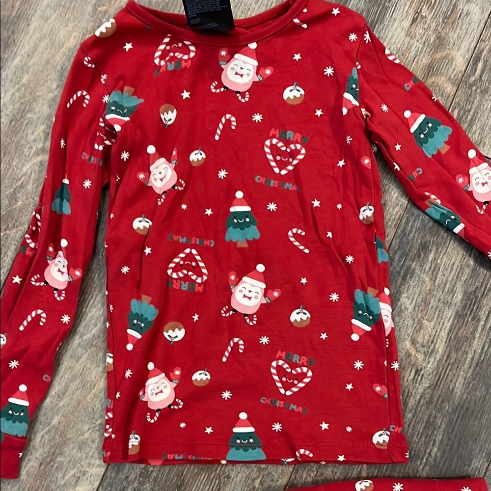 H&M Red and Green Pajama Set - Picture 3 of 9